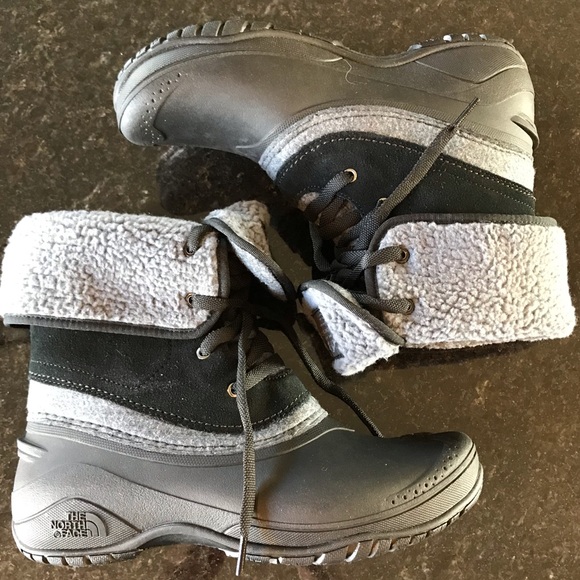 New The North Face Shellista II Roll-Down Boots - Picture 3 of 14